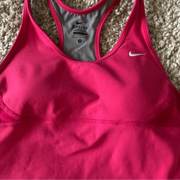 Nike Racer Back Tank - Picture 2 of 3